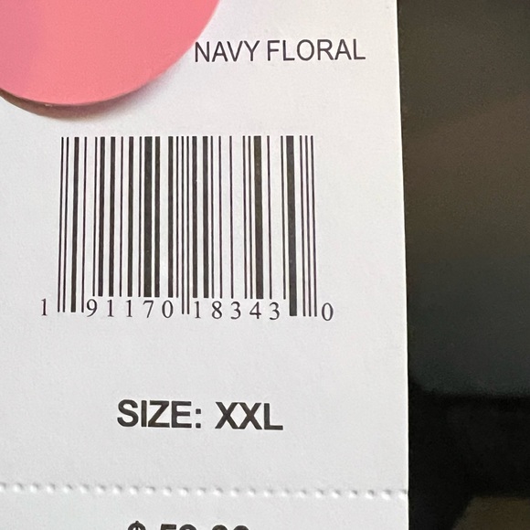 Ladies, new floral jumpsuit with belt by trixxi from a smoke-free home - Picture 3 of 4